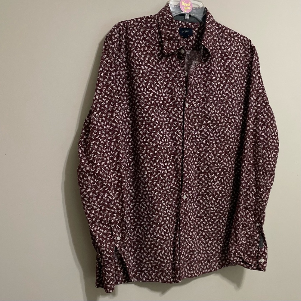 J.‎ Crew Men's Maroon Patterned Button Down Shirt ~ Size Large ~Slim Fit~Office